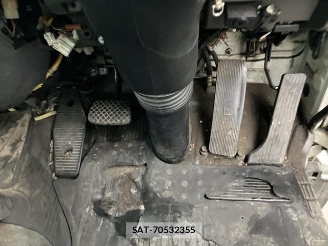 Isuzu FORWARD 2005 8823617-4