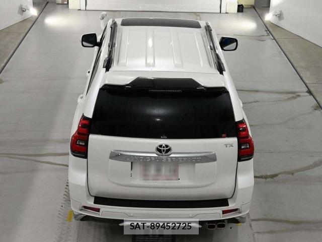 Toyota LAND CRUISER PRADO 2023 8774173-8