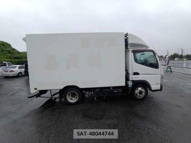 Mitsubishi CANTER 2015 8800734-3