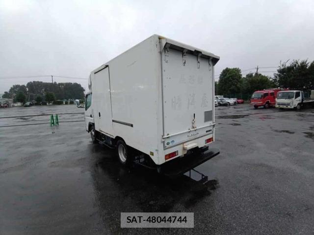 Mitsubishi CANTER 2015 8800734-6