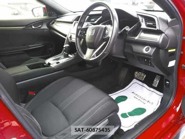 Honda CIVIC 2018 8909930-3