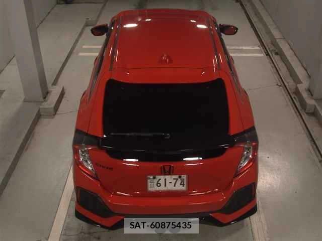Honda CIVIC 2018 8909930-7