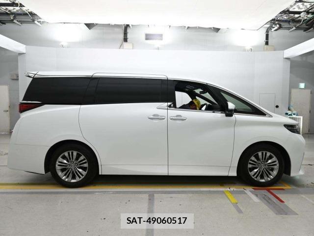 Toyota ALPHARD 2025 8906281-3