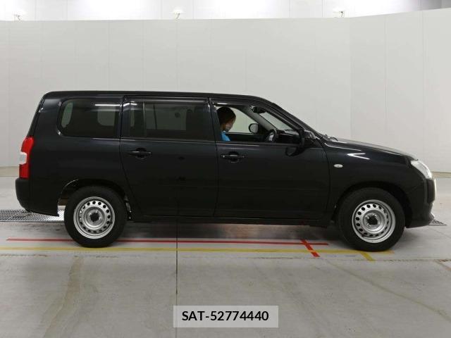 Toyota PROBOX VAN 2024 8684860-3