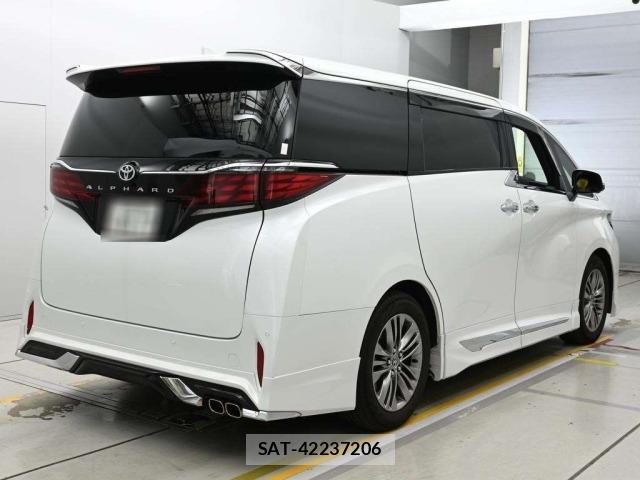 Toyota ALPHARD 2024 8906282-1
