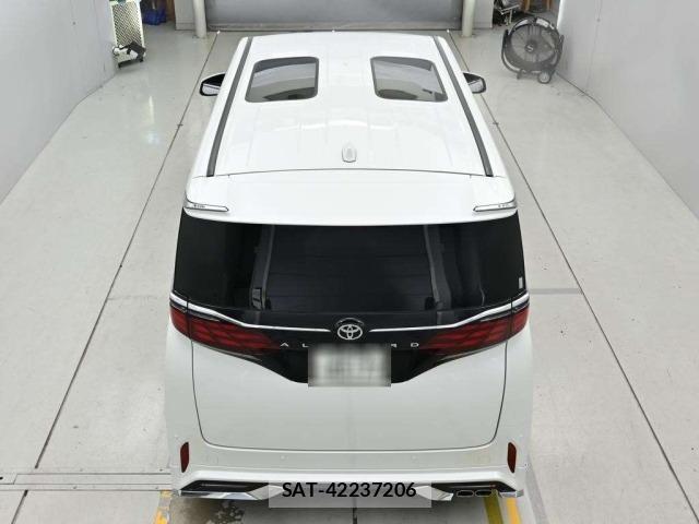 Toyota ALPHARD 2024 8906282-8