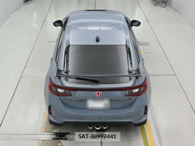 Honda CIVIC 2025 8909944-8