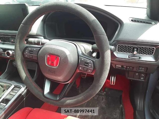 Honda CIVIC 2025 8909944-9