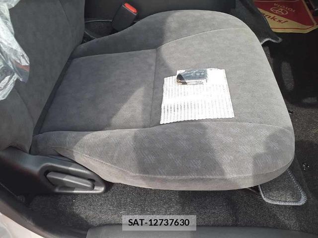 Toyota HIACE WAGON 2025 8915126-10