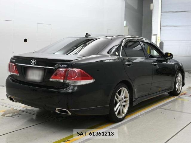 Toyota CROWN 2011 8937223-1