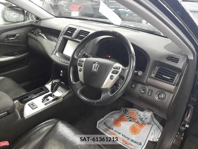 Toyota CROWN 2011 8937223-9