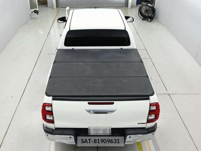 Toyota HILUX 2020 8682802-8