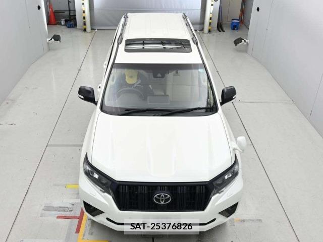 Toyota LAND CRUISER PRADO 2023 8774243-7
