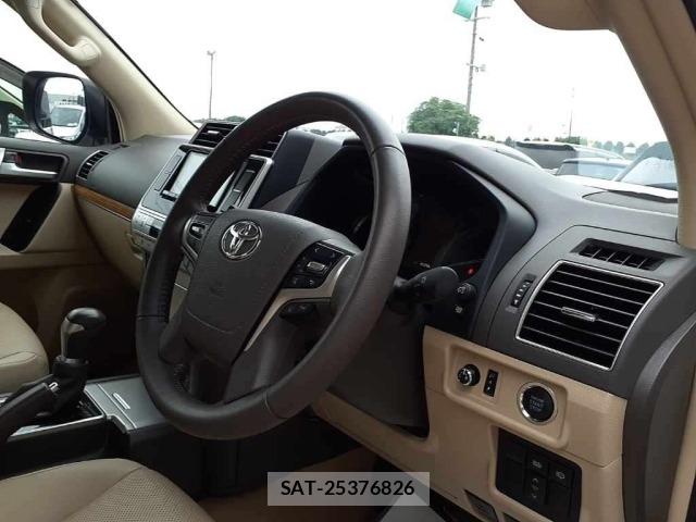 Toyota LAND CRUISER PRADO 2023 8774243-9