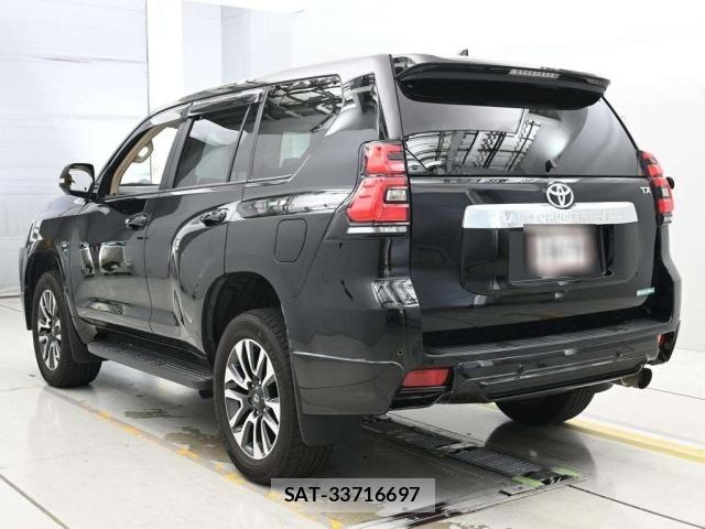 Toyota LAND CRUISER PRADO 2023 8906796-6