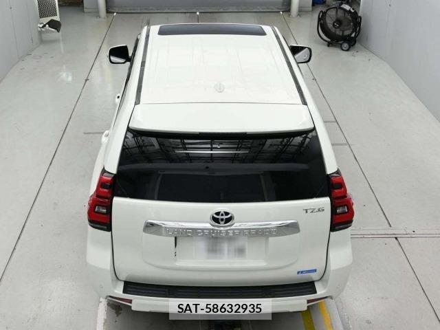 Toyota LAND CRUISER PRADO 2022 8906798-8