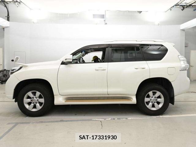 Toyota LAND CRUISER PRADO 2017 8906799-4