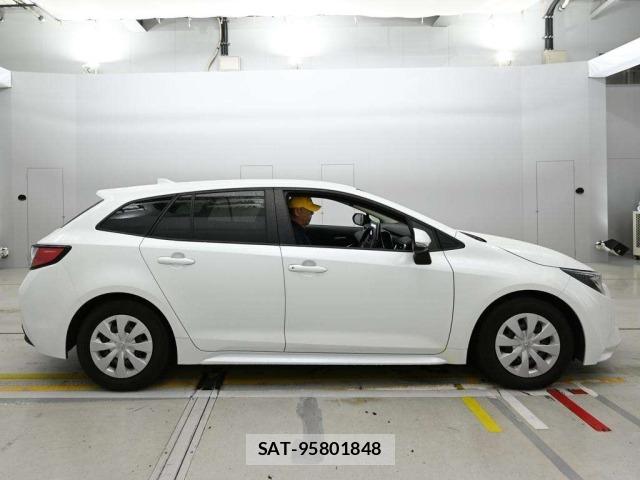 Toyota COROLLA TOURING 2024 8825433-3