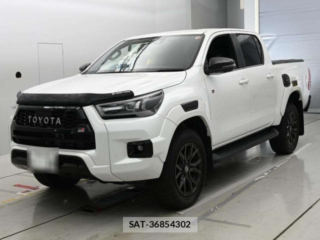 Toyota HILUX 2024 8682803-0