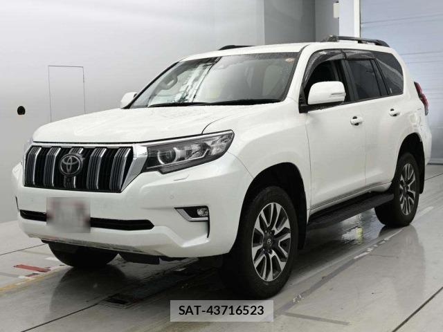 Toyota LAND CRUISER PRADO 2023 8774261-0