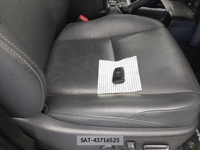 Toyota LAND CRUISER PRADO 2023 8774261-10
