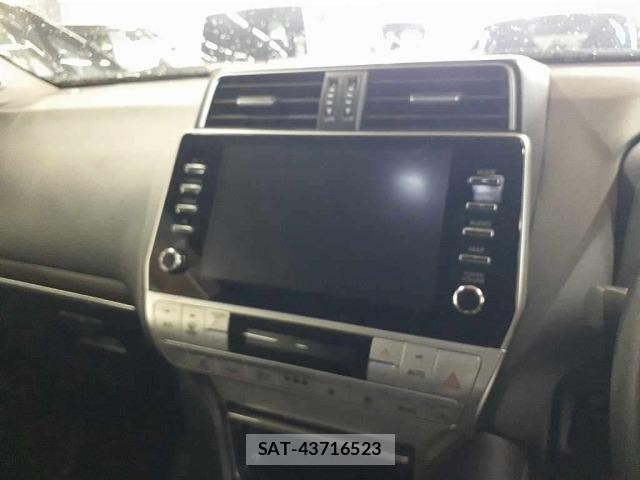Toyota LAND CRUISER PRADO 2023 8774261-12