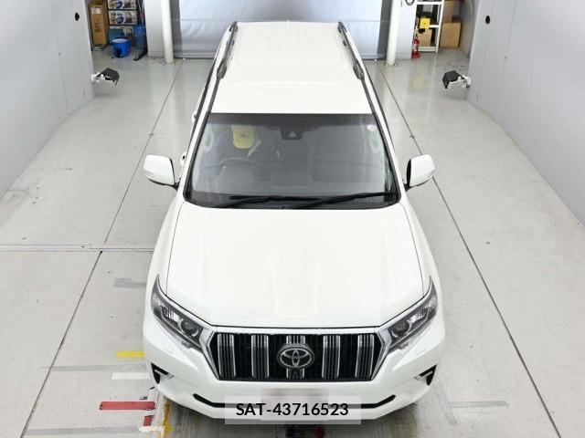 Toyota LAND CRUISER PRADO 2023 8774261-7