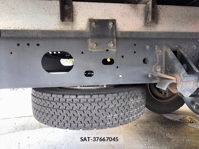 Isuzu FORWARD 2015 8823621-15