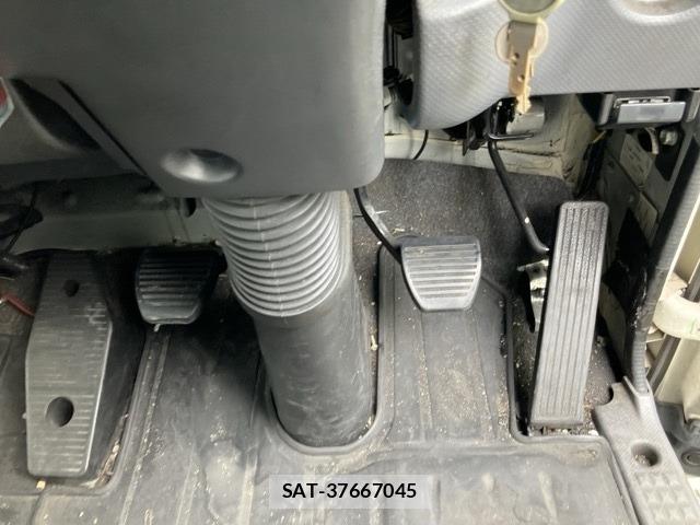 Isuzu FORWARD 2015 8823621-4