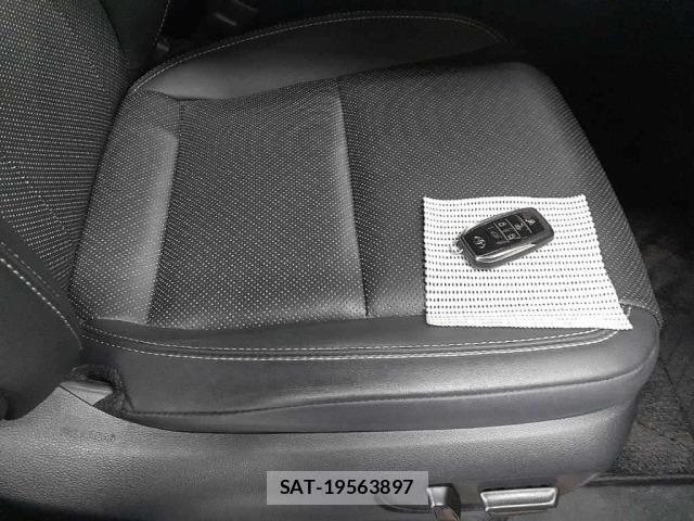 Toyota VELLFIRE 2023 8692749-10