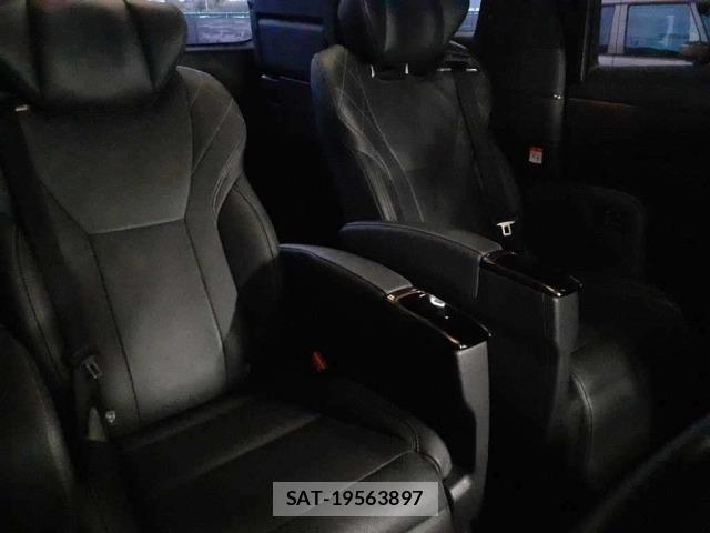 Toyota VELLFIRE 2023 8692749-11
