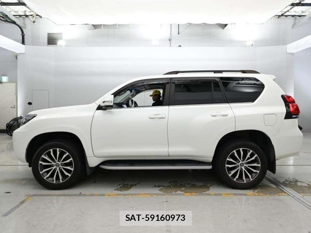 Toyota LAND CRUISER PRADO 2020 8906807-4