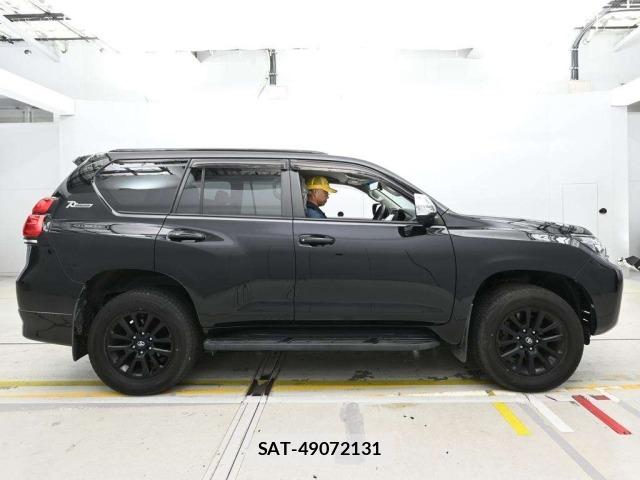 Toyota LAND CRUISER PRADO 2021 8906811-3