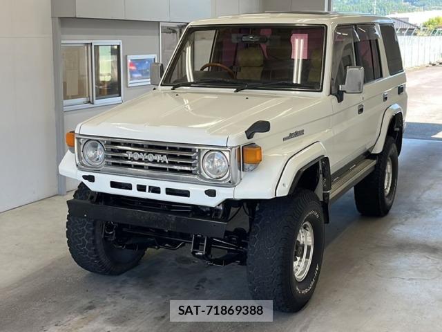 Toyota LAND CRUISER 1993 8910558-0