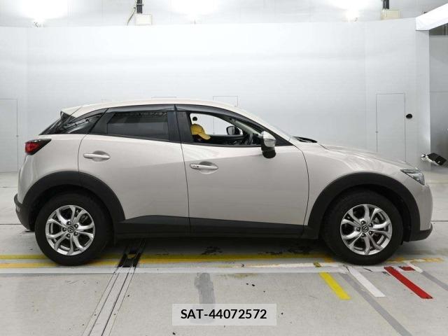 Mazda CX-3 2023 8689840-3