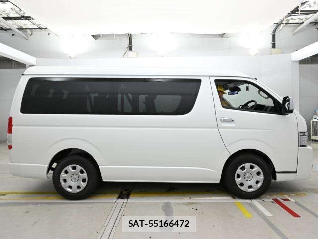 Toyota HIACE WAGON 2026 8825600-3