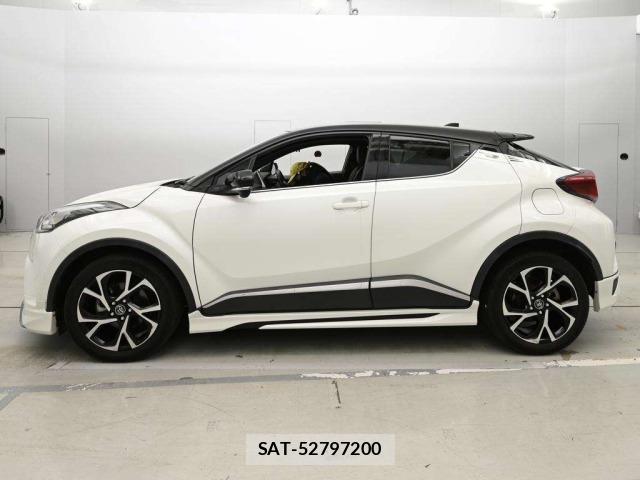Toyota C-HR 2018 8862816-4