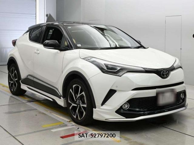 Toyota C-HR 2018 8862816-5