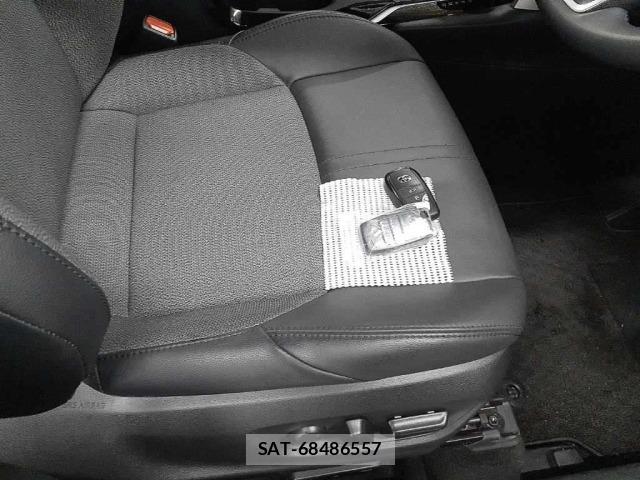 Toyota COROLLA CROSS 2024 8820239-10