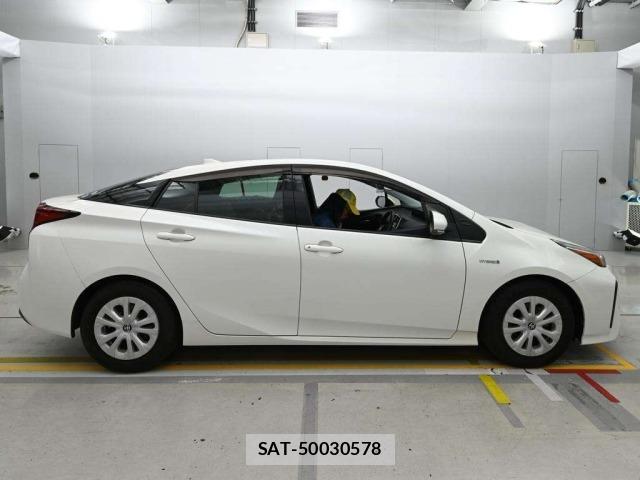 Toyota PRIUS 2020 8911486-3
