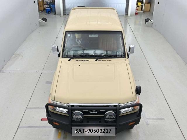 Toyota LAND CRUISER 2015 8860338-7