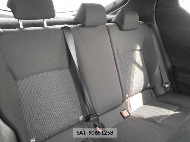 Toyota C-HR 2017 8684311-11