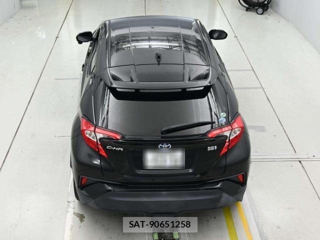 Toyota C-HR 2017 8684311-8