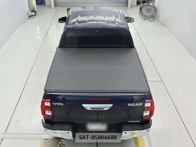 Toyota HILUX 2022 8822824-8