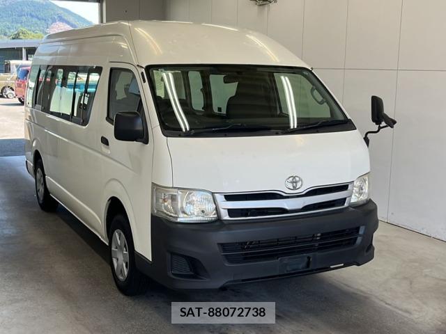 Toyota HIACE COMMUTER 2012 8905149-4