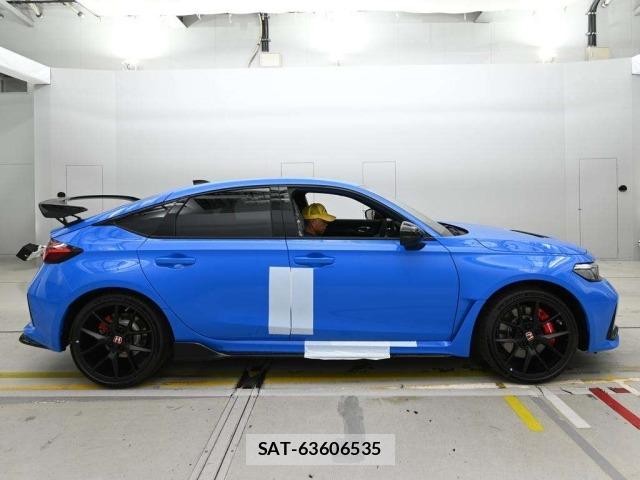 Honda CIVIC 2026 8822545-3