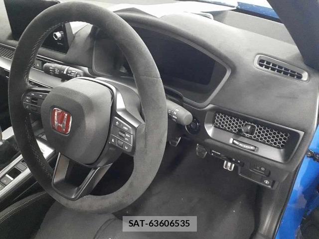 Honda CIVIC 2026 8822545-9