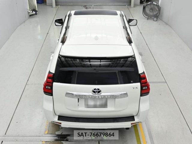 Toyota LAND CRUISER PRADO 2022 8906827-8