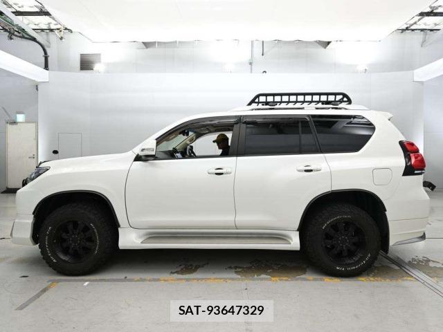 Toyota LAND CRUISER PRADO 2021 8906829-4
