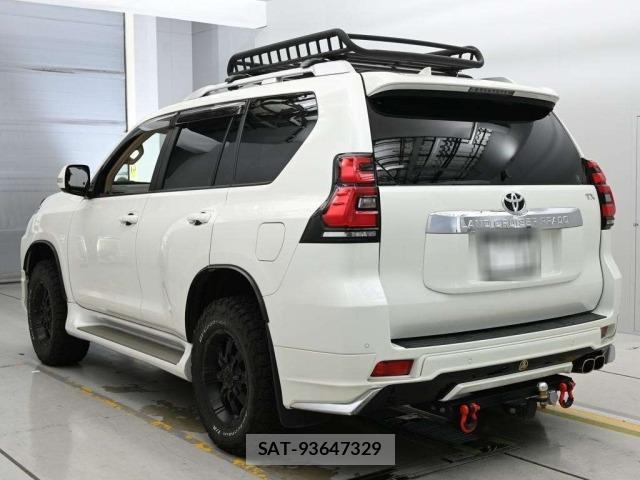 Toyota LAND CRUISER PRADO 2021 8906829-6